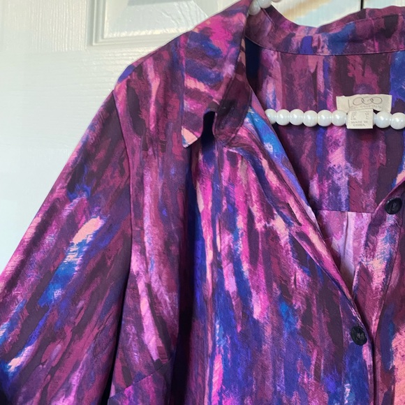 LOGO by Lori Goldstein Collared Button Front Watercolor Vibrant Peplum Blouse - Picture 8 of 11